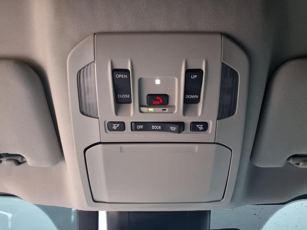 Thumbnail: 2024 Toyota Highlander - 22