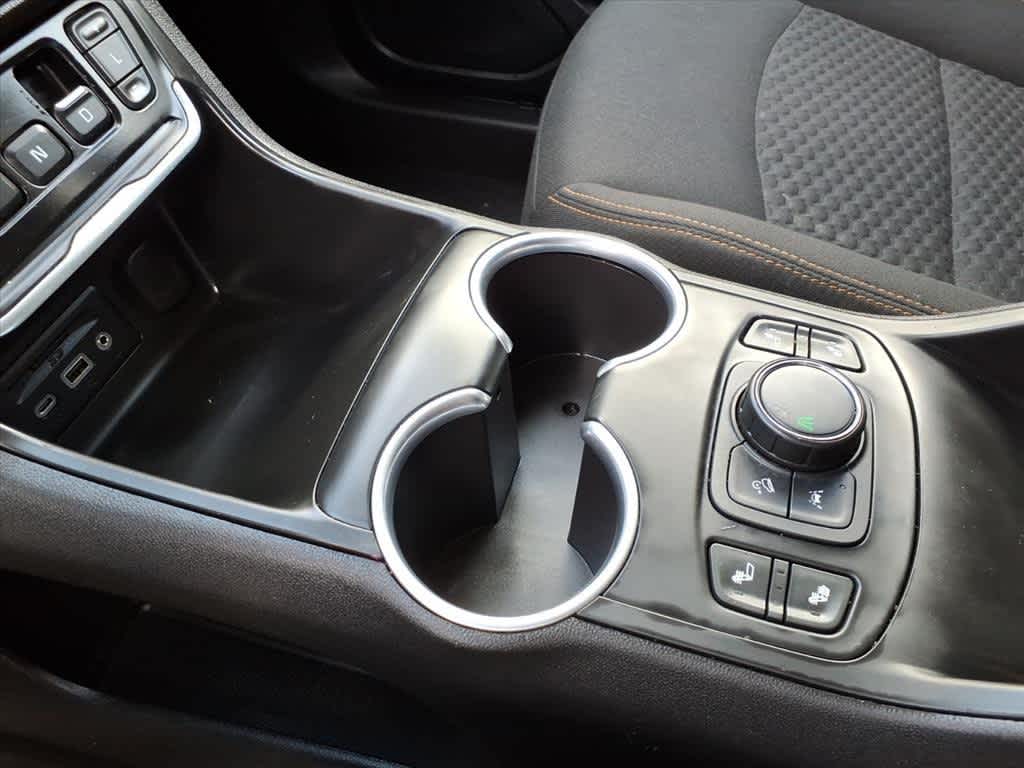 Thumbnail: 2020 GMC Terrain - 22