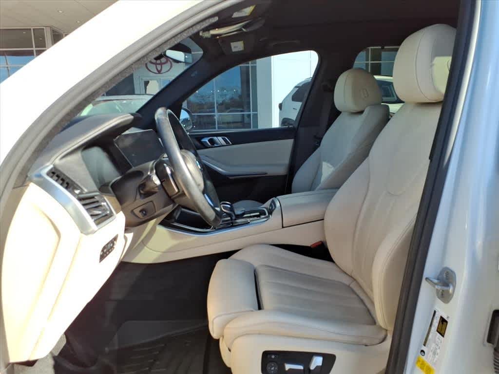 Thumbnail: 2021 BMW X5 - 25