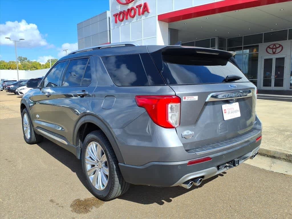 Thumbnail: 2022 Ford Explorer - 7