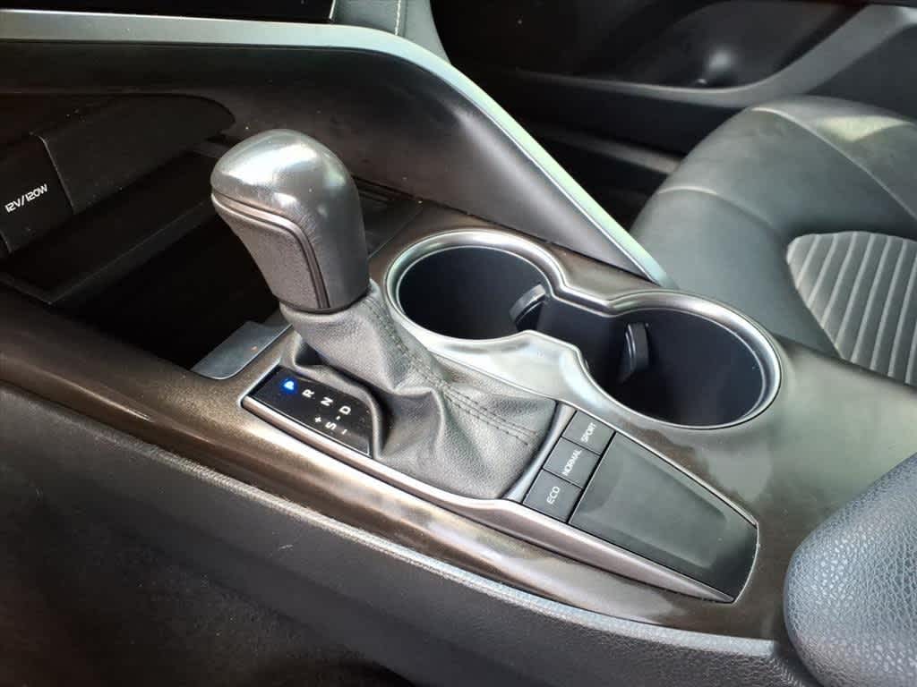 Thumbnail: 2023 Toyota Camry - 21