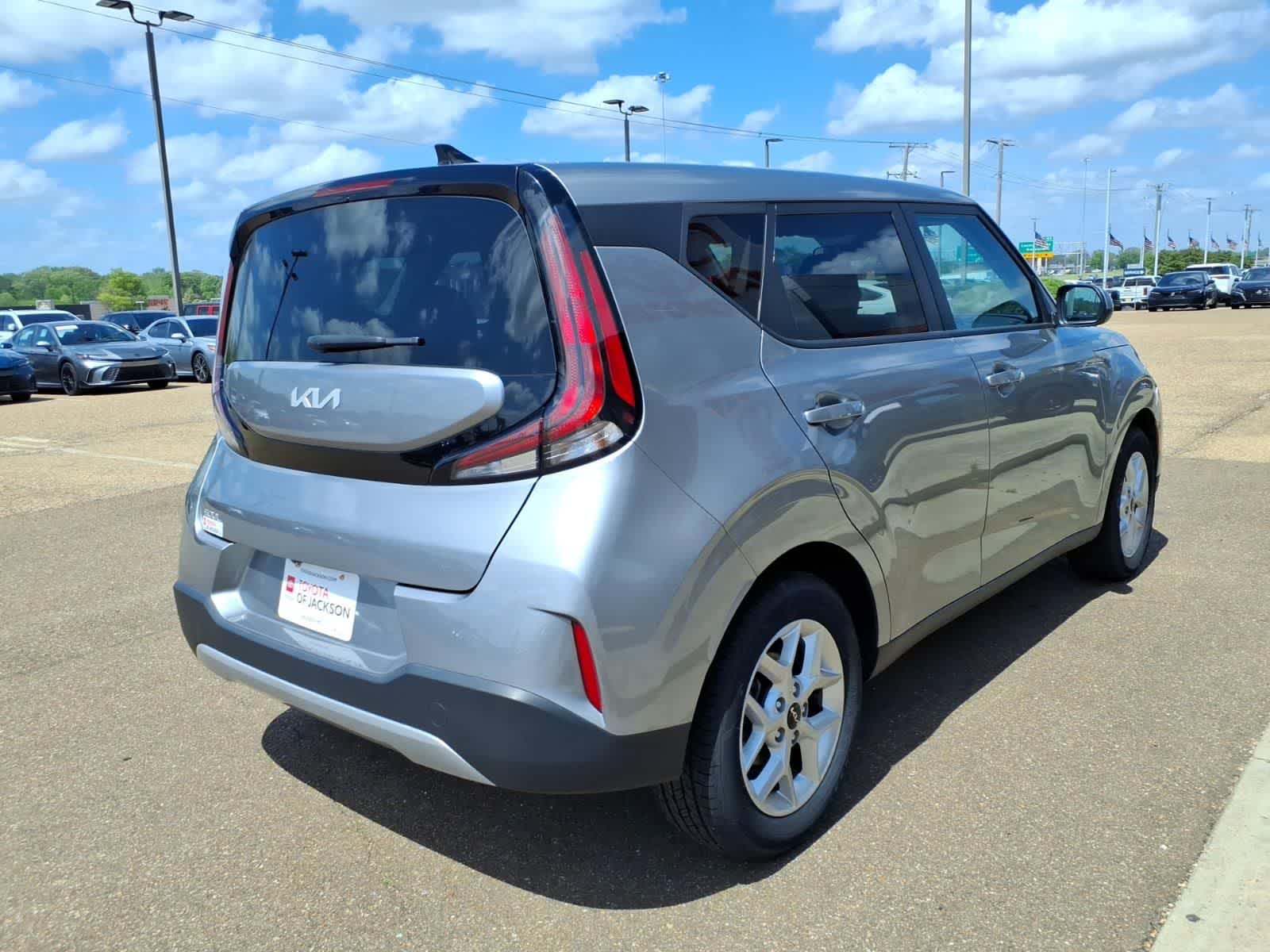 Thumbnail: 2024 Kia Soul - 5