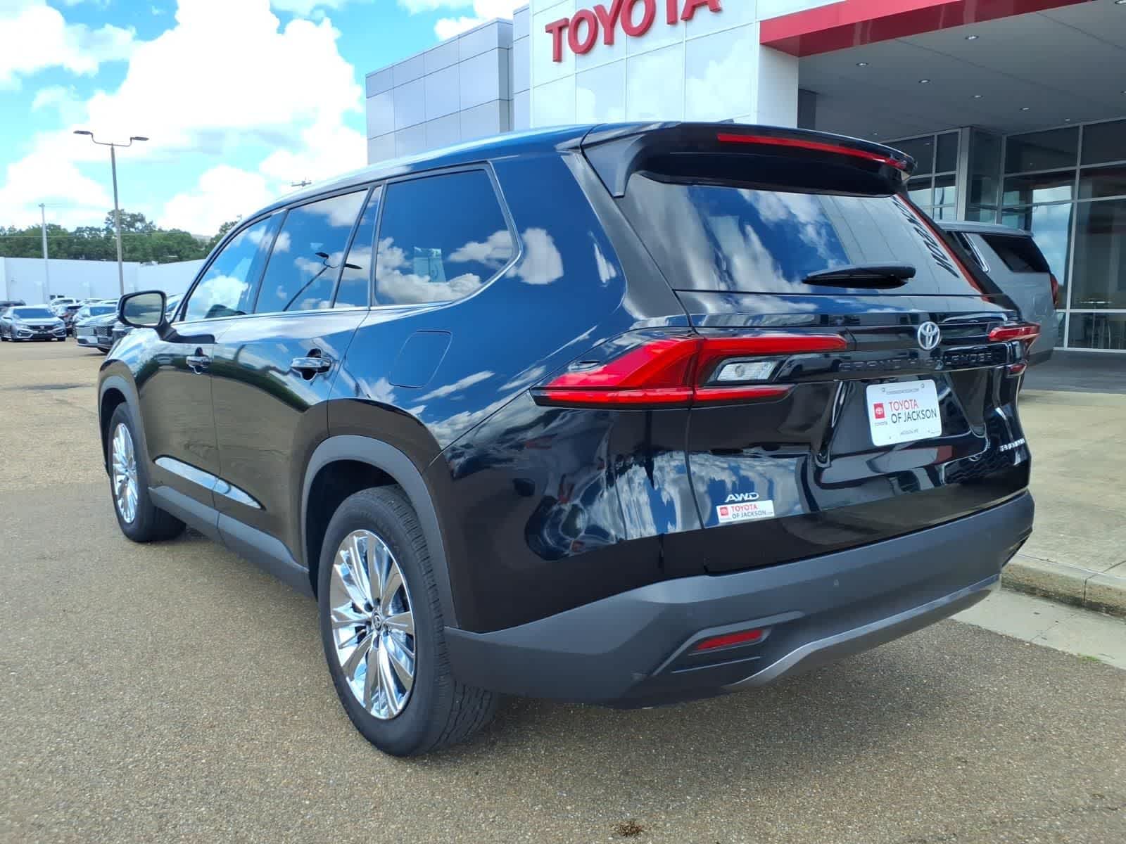 Thumbnail: 2024 Toyota Grand Highlander - 7