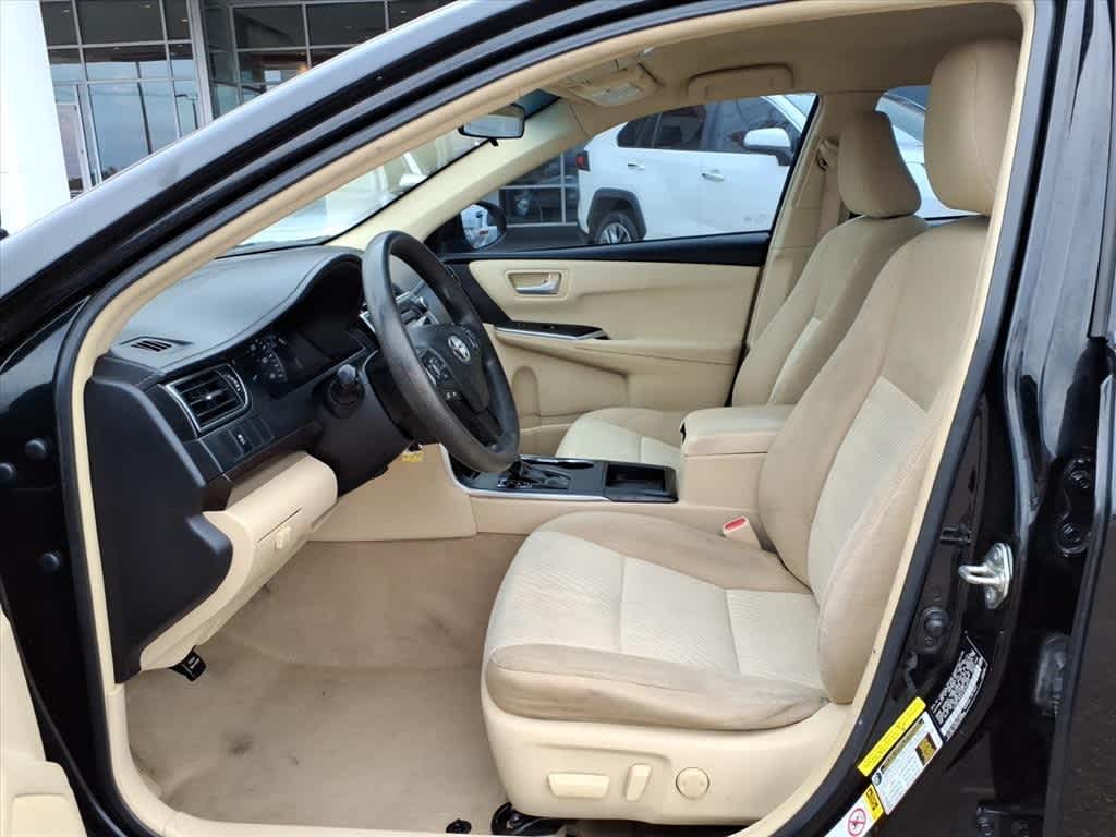 Thumbnail: 2015 Toyota Camry - 24