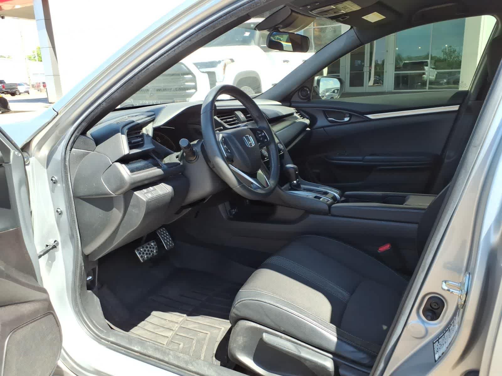 Thumbnail: 2020 Honda Civic - 26