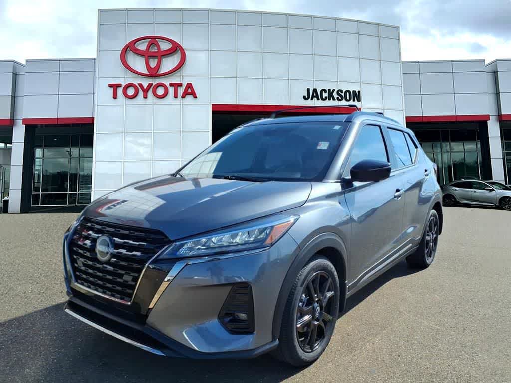 Thumbnail: 2024 Nissan Kicks - 1