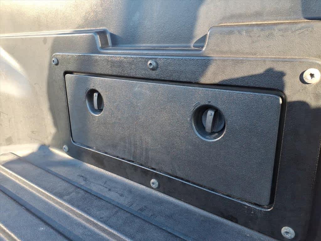 Thumbnail: 2022 Toyota Tacoma - 8