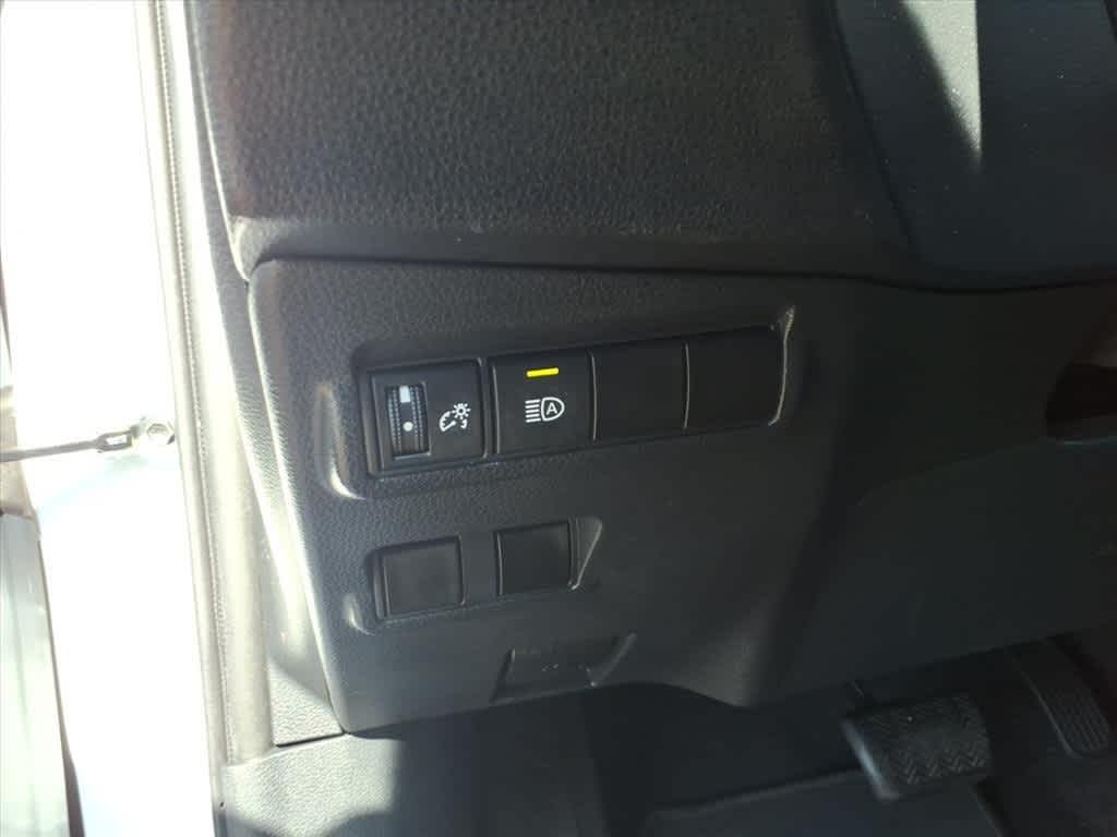 Thumbnail: 2023 Toyota Corolla Cross - 13