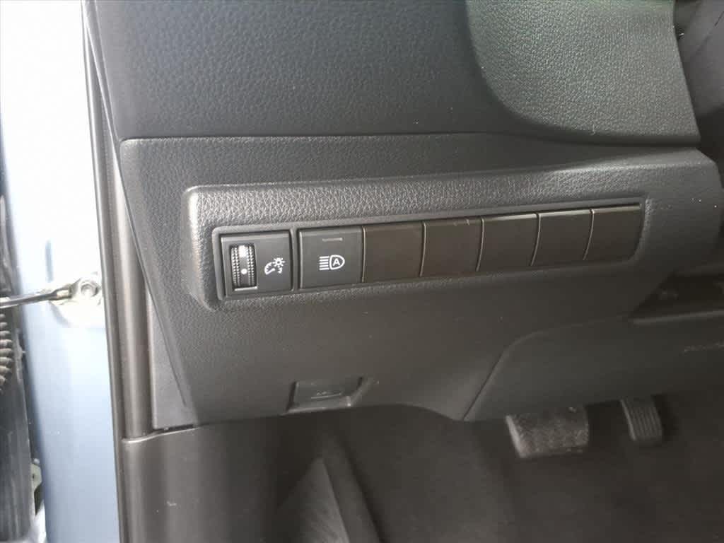 Thumbnail: 2022 Toyota Corolla - 13