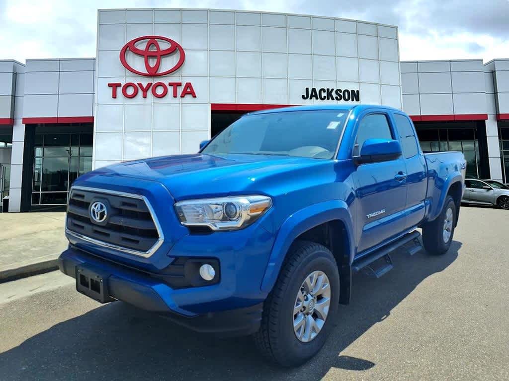 2017 Toyota Tacoma SR5 -
                  Jackson, MS