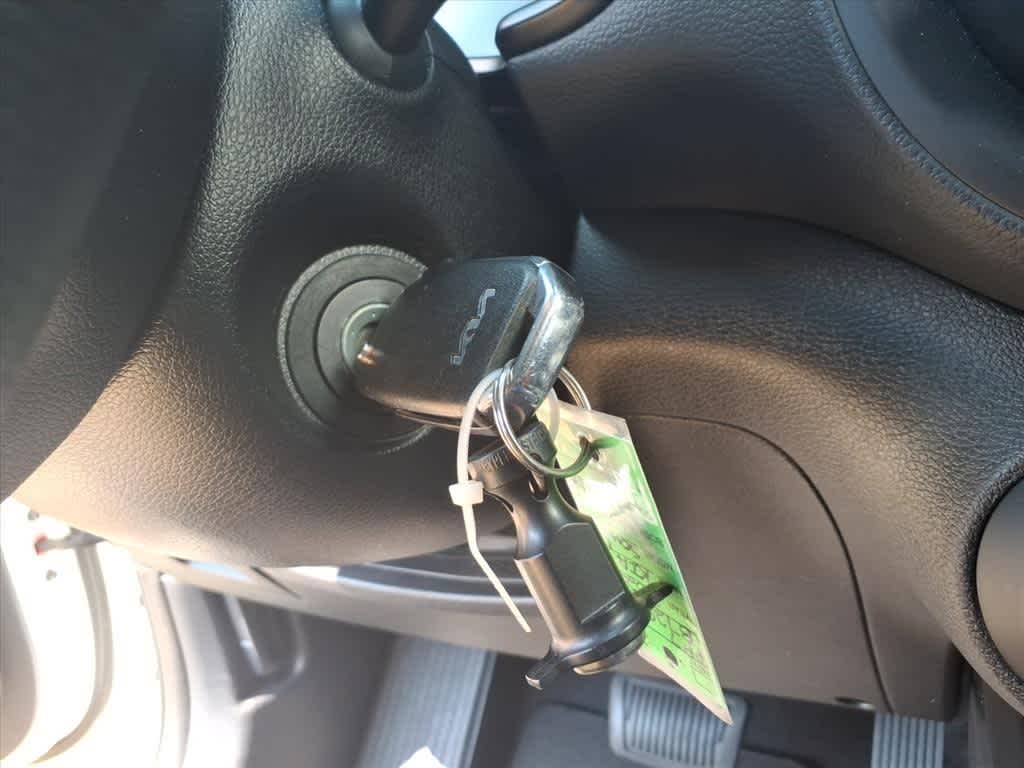 Thumbnail: 2023 Kia Soul - 17