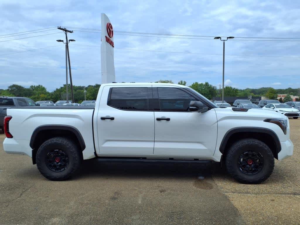 Thumbnail: 2022 Toyota Tundra - 4