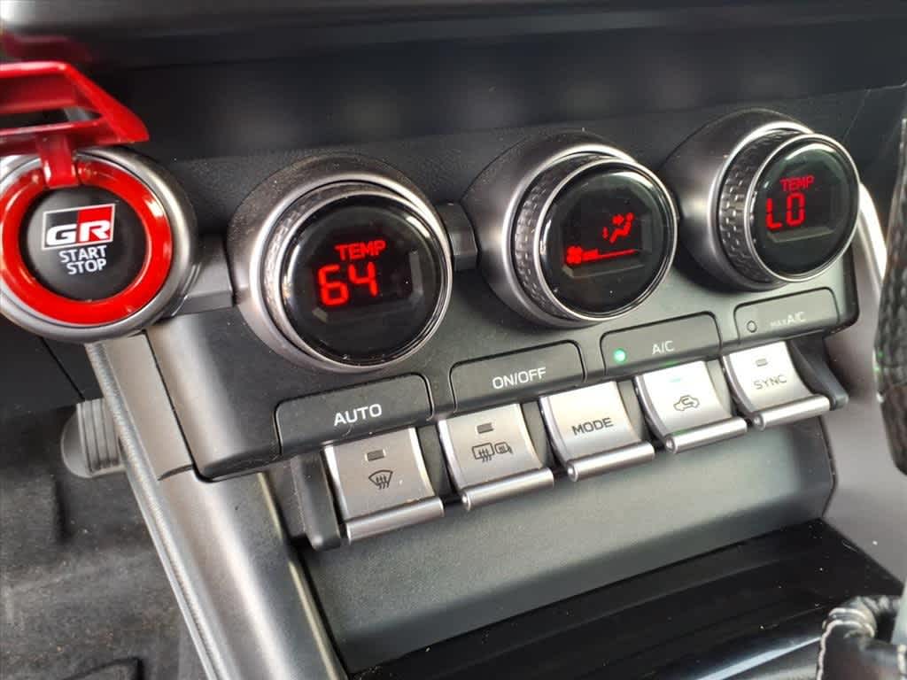 Thumbnail: 2024 Toyota GR86 - 18