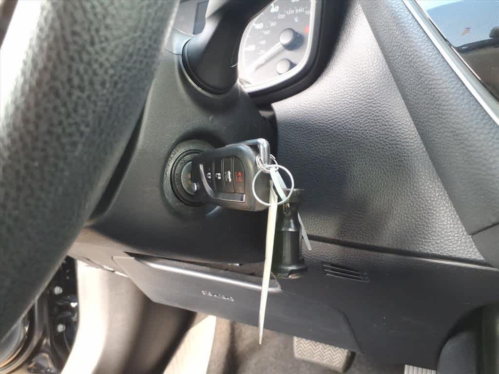 Thumbnail: 2023 Toyota Corolla - 17