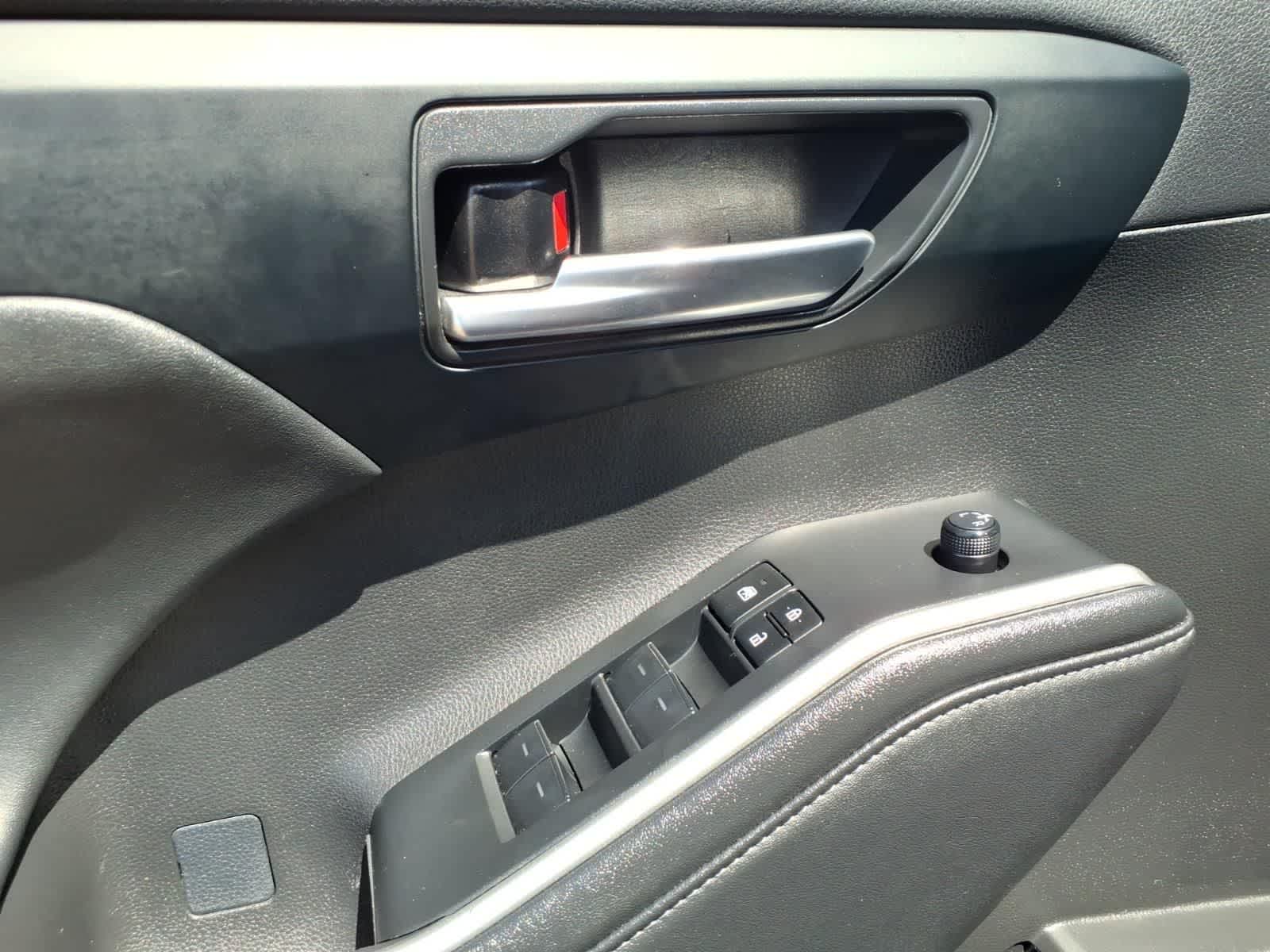 Thumbnail: 2024 Toyota Highlander - 13