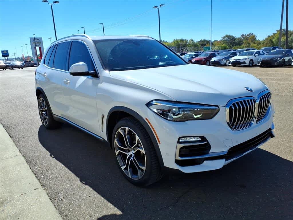 Thumbnail: 2021 BMW X5 - 3