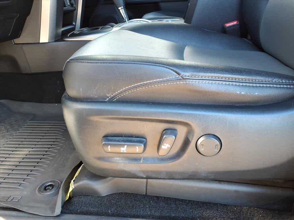 Thumbnail: 2022 Toyota 4Runner - 12