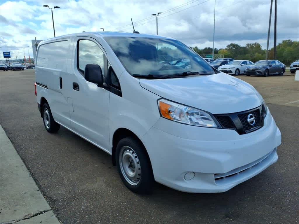 Thumbnail: 2021 Nissan NV200 - 3