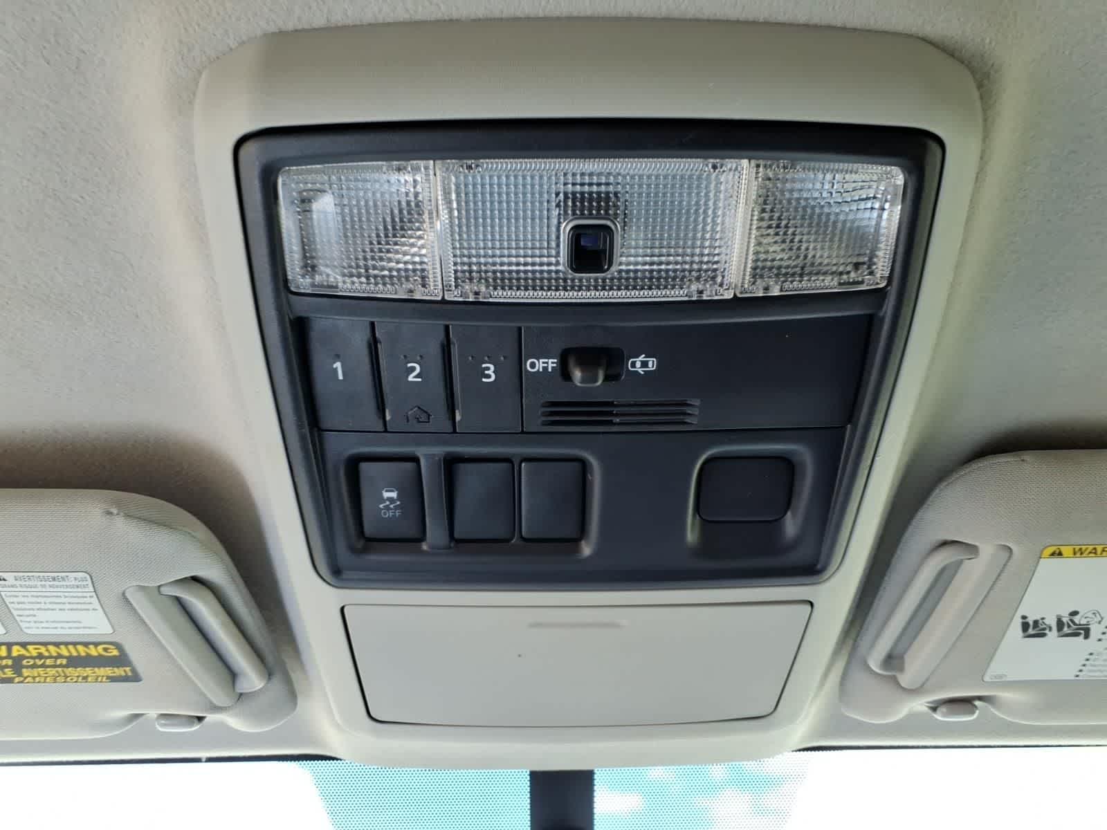 Thumbnail: 2013 Toyota 4Runner - 24