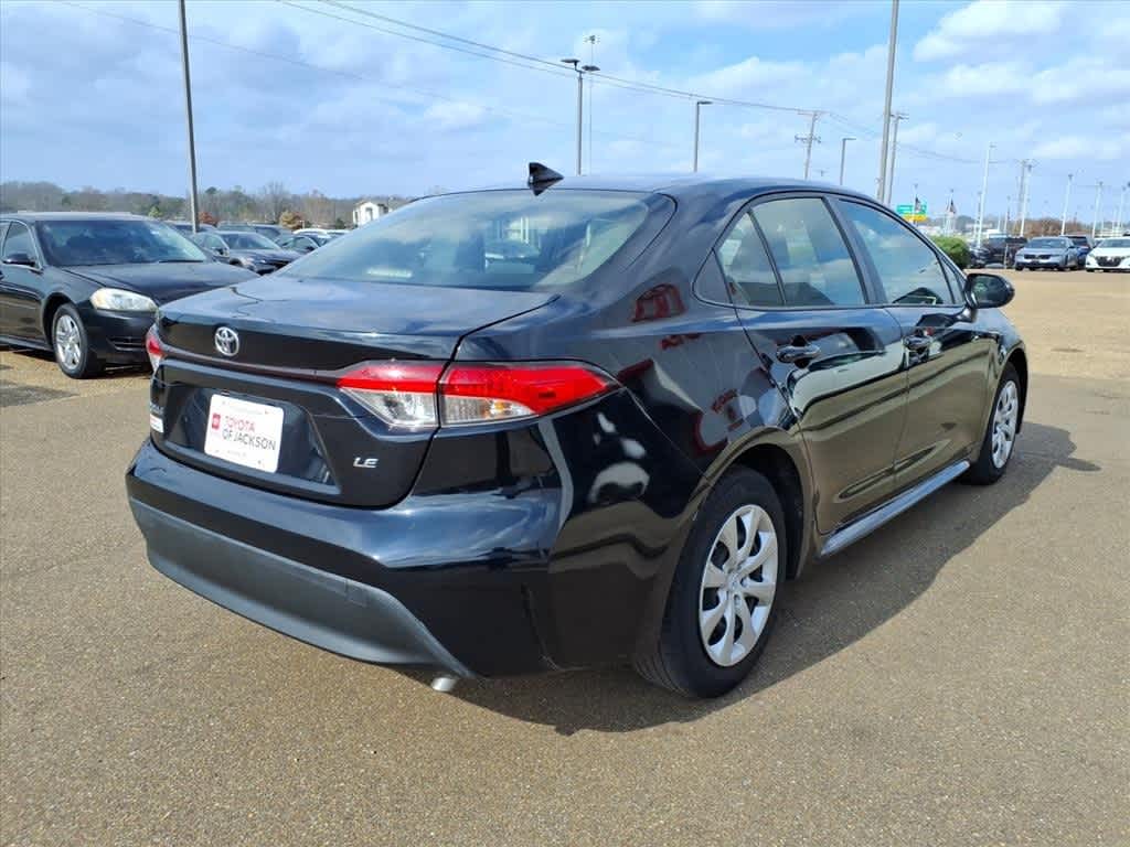 Thumbnail: 2023 Toyota Corolla - 5