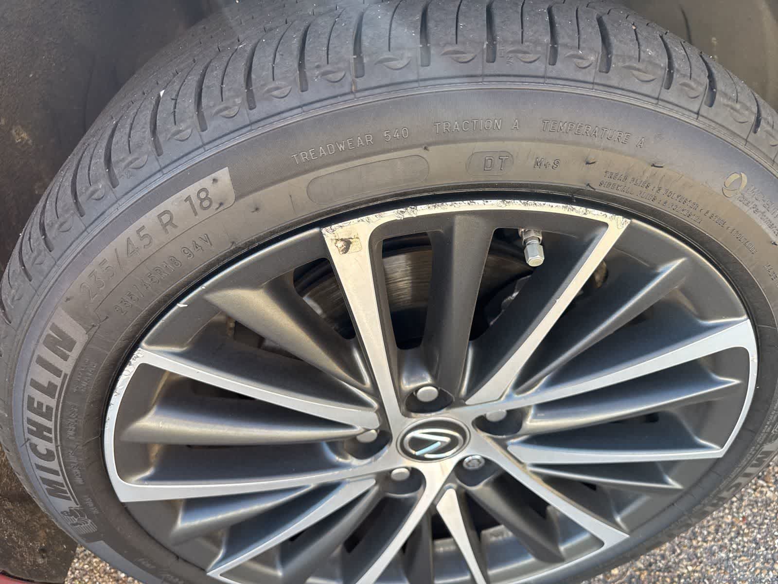 Thumbnail: 2023 Lexus ES - 4