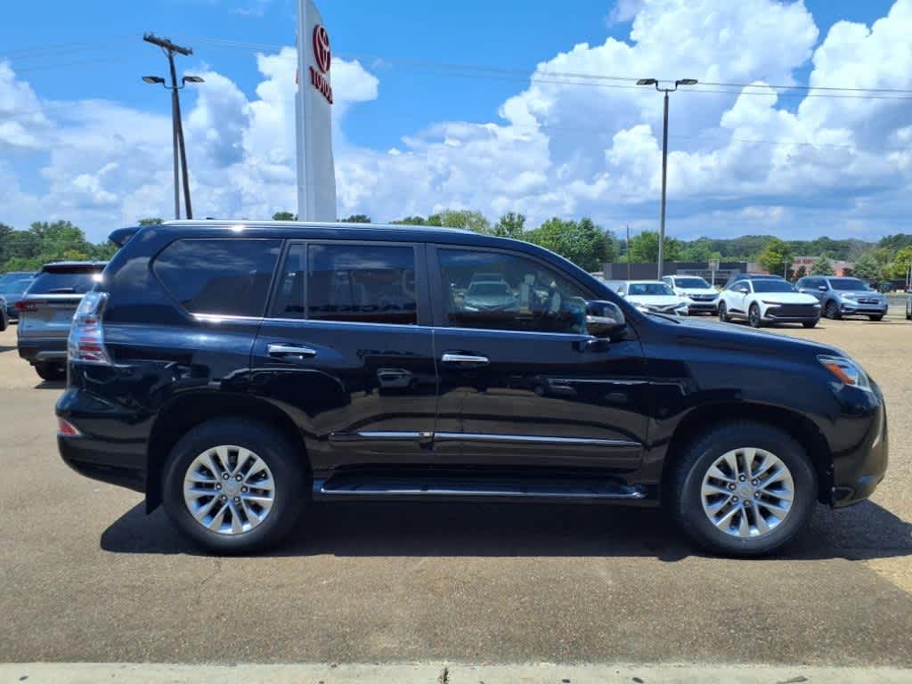 Thumbnail: 2017 Lexus GX - 4