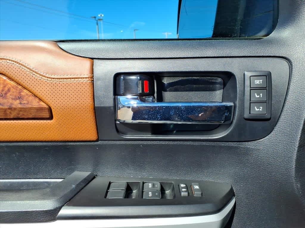 Thumbnail: 2021 Toyota Tundra - 12