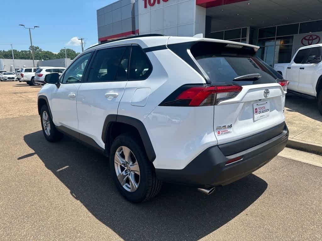 Thumbnail: 2023 Toyota RAV4 - 7