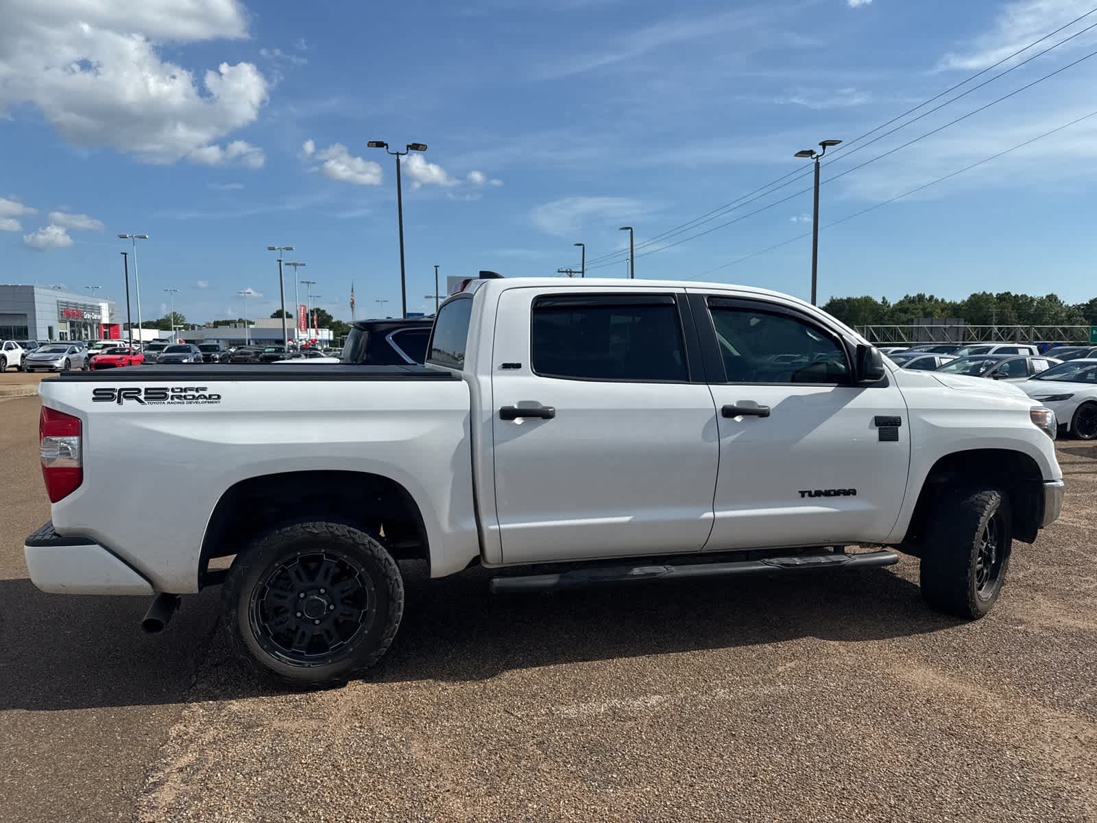 Thumbnail: 2021 Toyota Tundra - 3