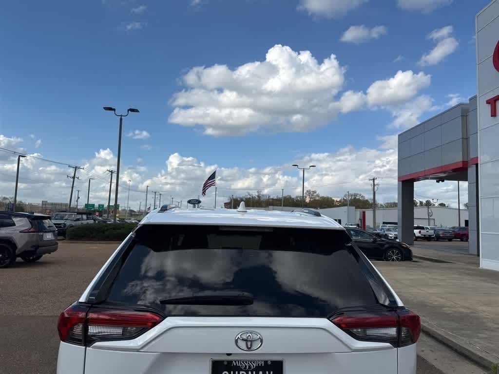 Thumbnail: 2025 Toyota RAV4 - 4