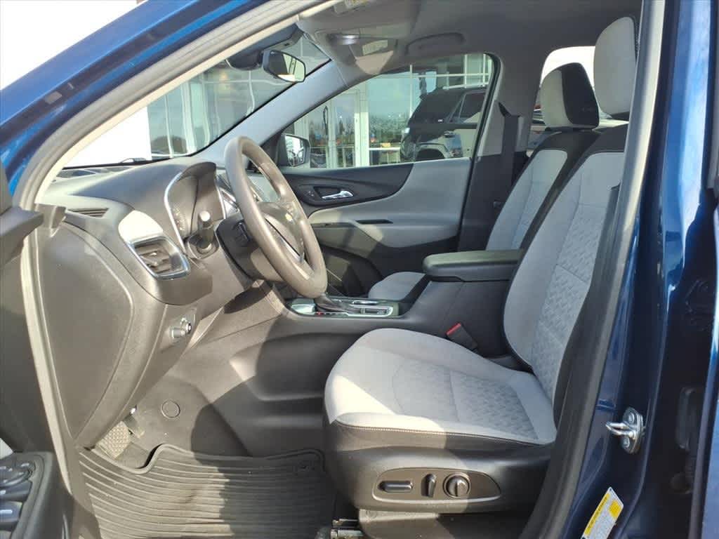 Thumbnail: 2022 Chevrolet Equinox - 24