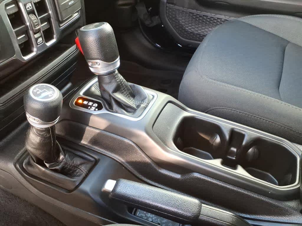 Thumbnail: 2023 Jeep Wrangler - 22