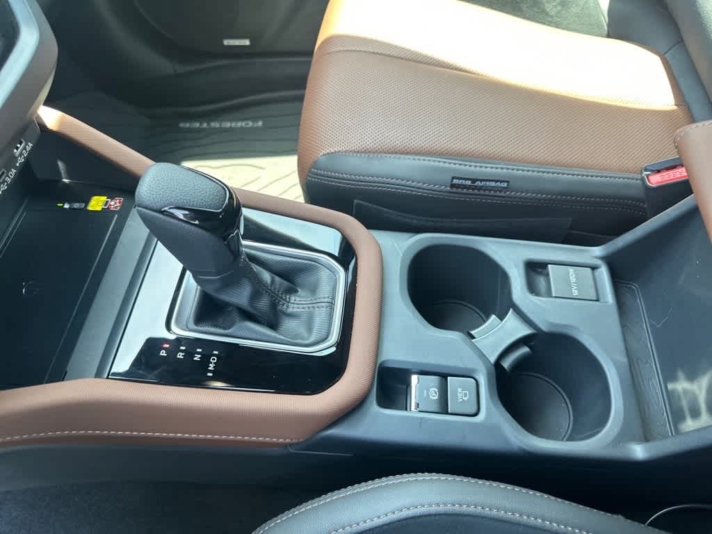2025 Subaru Forester Touring 22