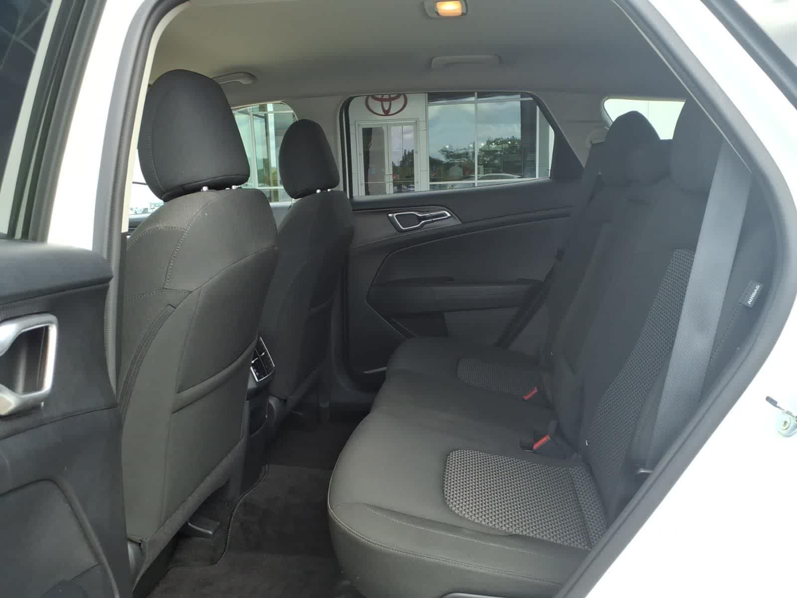 Thumbnail: 2024 Kia Sportage - 28