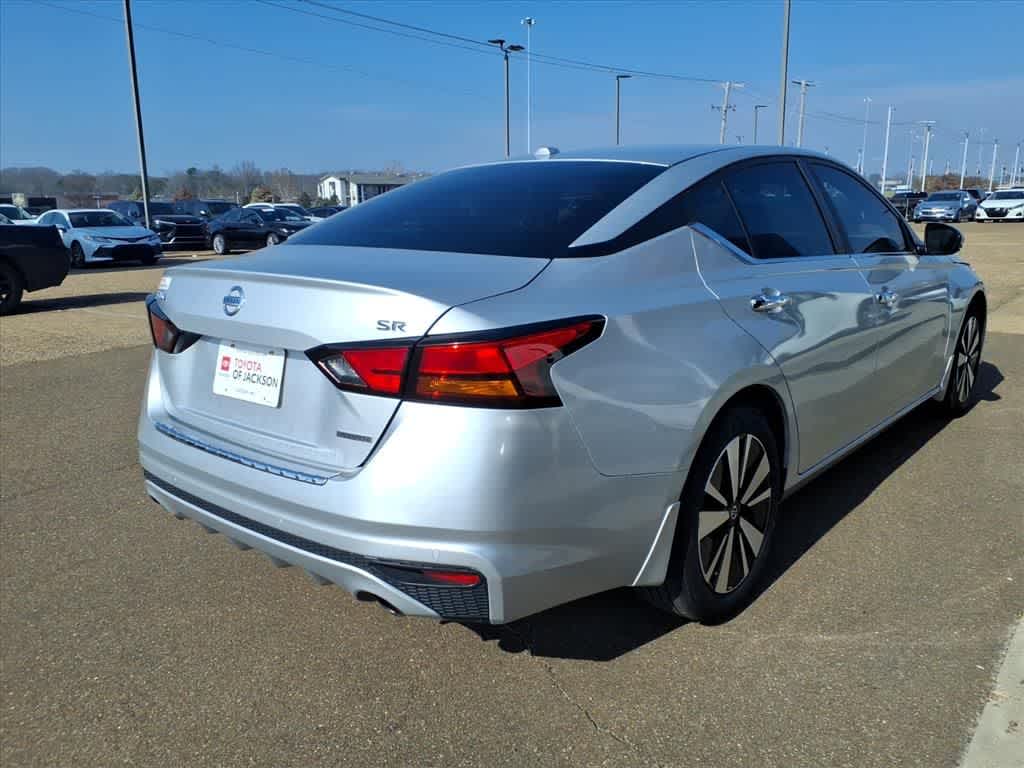 Thumbnail: 2021 Nissan Altima - 5