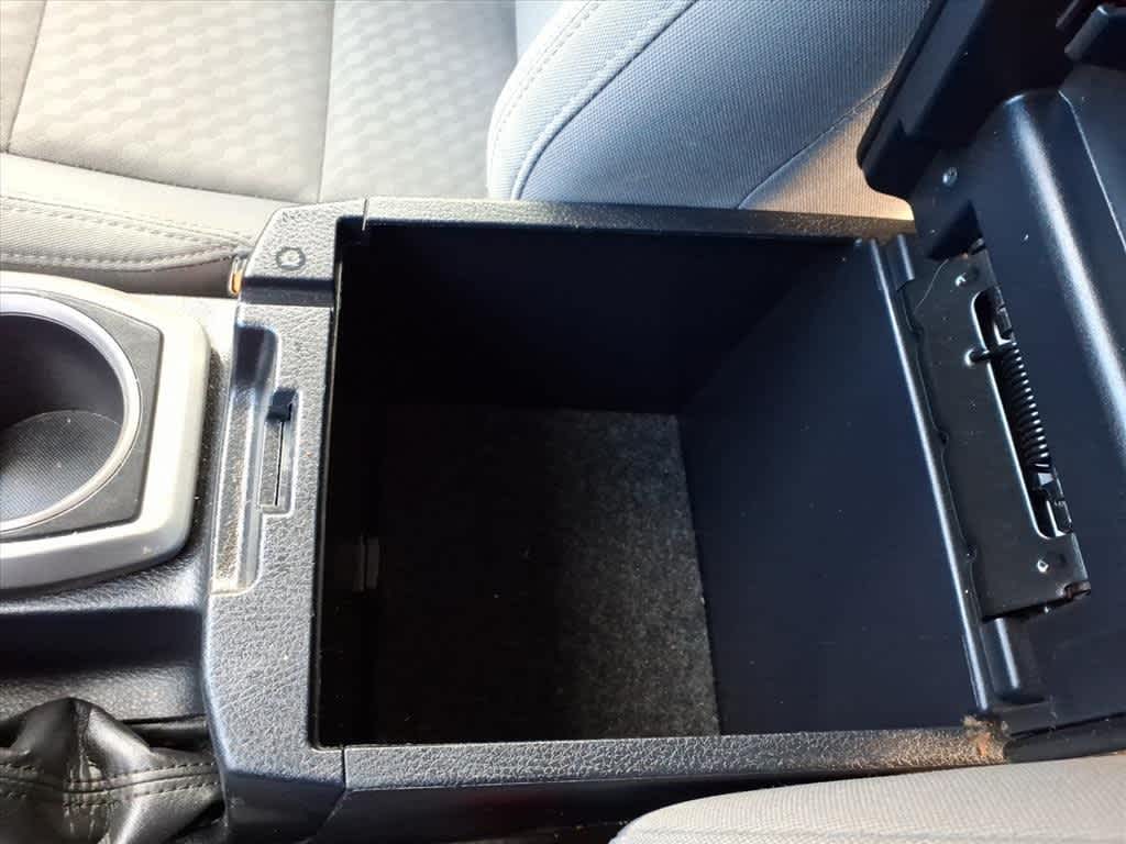 Thumbnail: 2020 Toyota Tacoma - 23