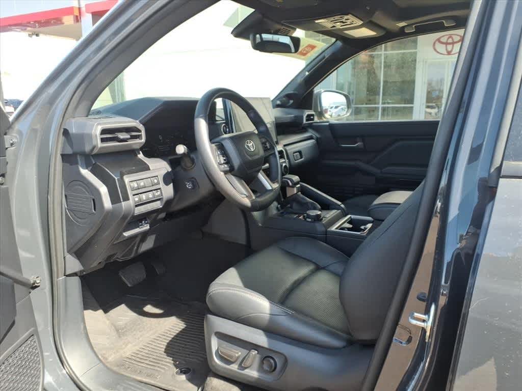 Thumbnail: 2025 Toyota 4Runner - 26