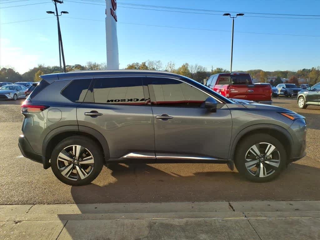 Thumbnail: 2021 Nissan Rogue - 4