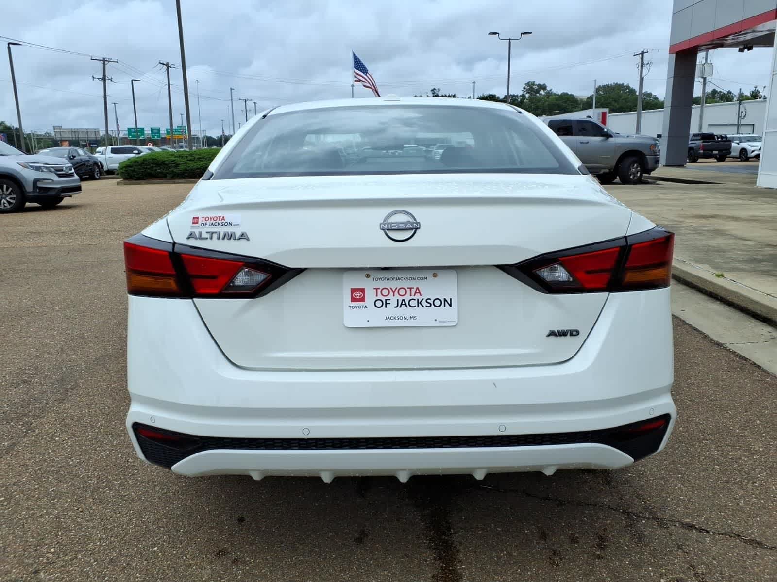 Thumbnail: 2025 Nissan Altima - 6