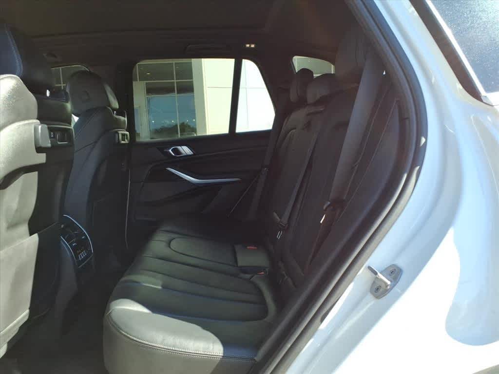 Thumbnail: 2021 BMW X5 - 28