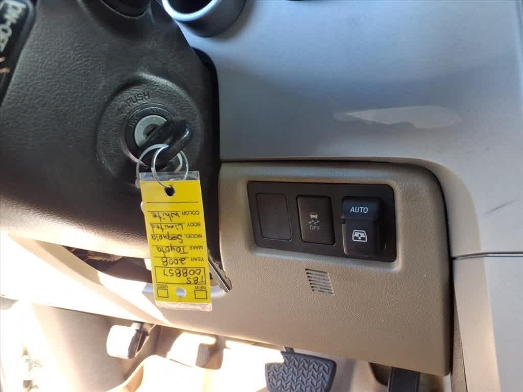 Thumbnail: 2008 Toyota Sequoia - 18