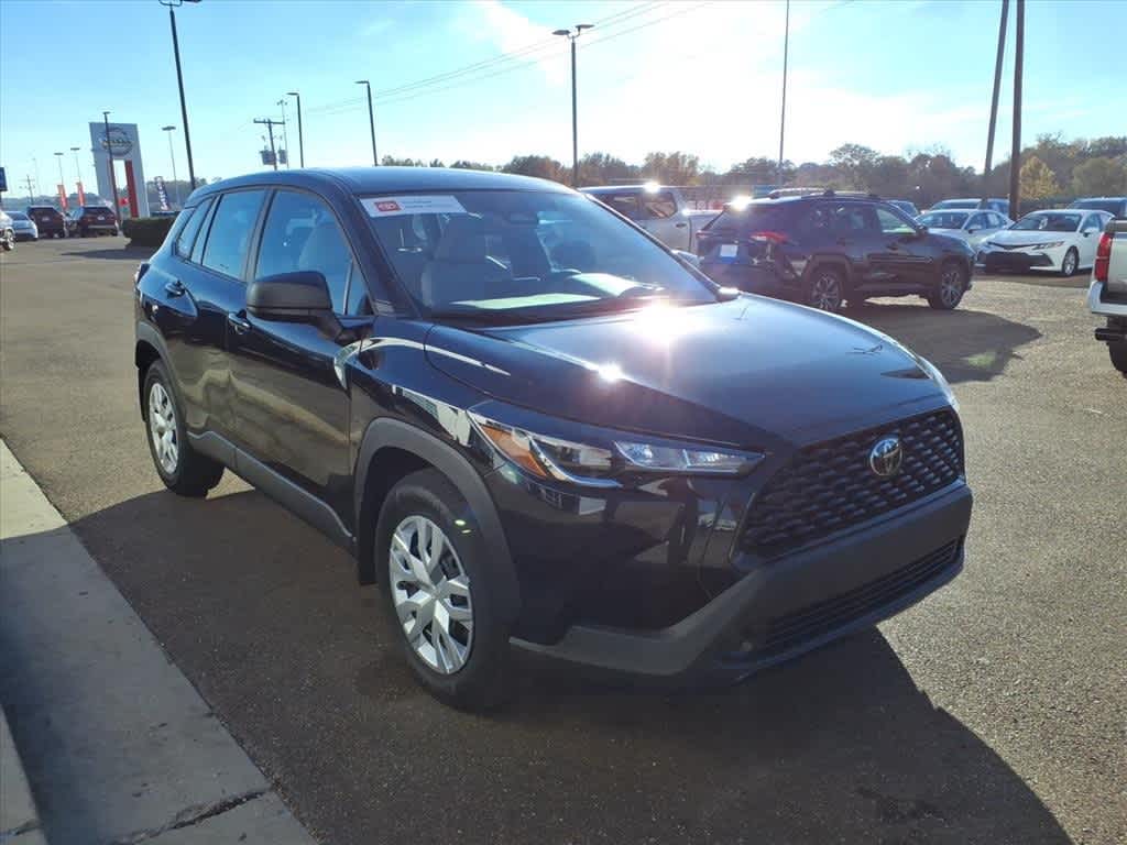 Thumbnail: 2025 Toyota Corolla Cross - 3