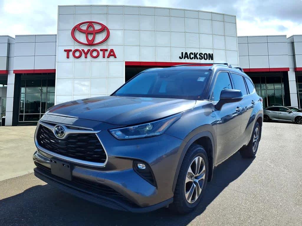 2021 Toyota Highlander XLE -
                  Jackson, MS