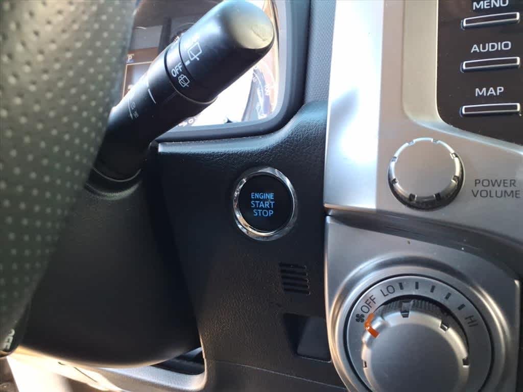 Thumbnail: 2022 Toyota 4Runner - 18