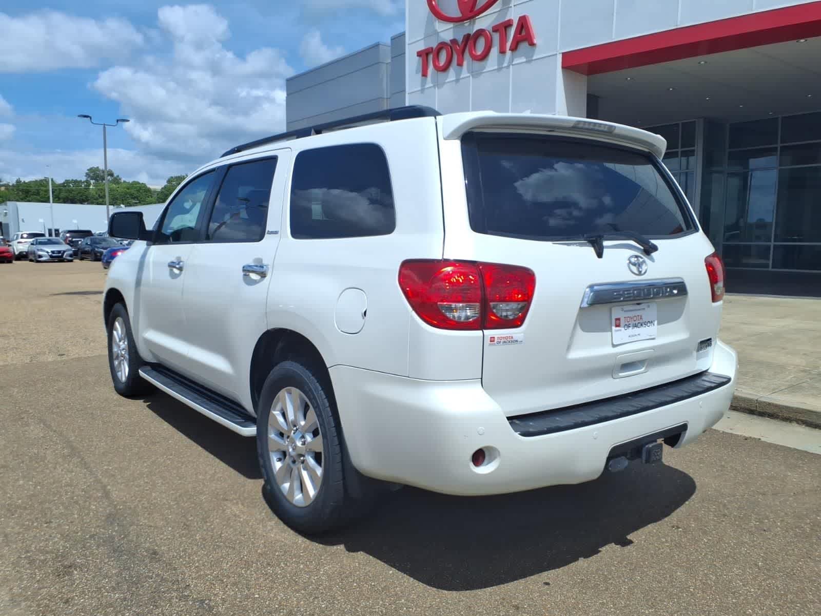 Thumbnail: 2017 Toyota Sequoia - 7