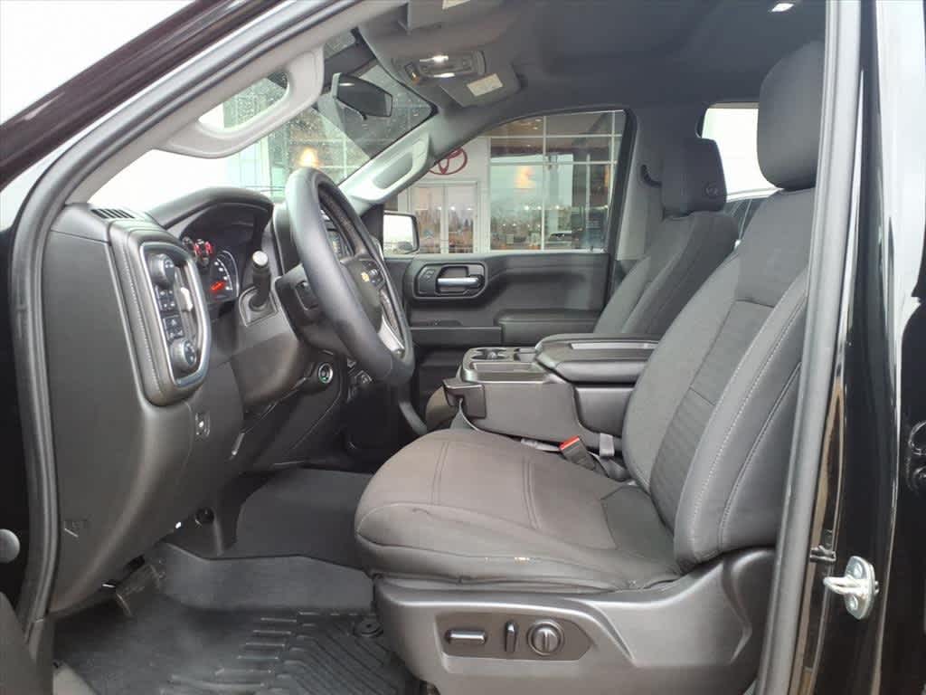 Thumbnail: 2020 Chevrolet Silverado 1500 - 25