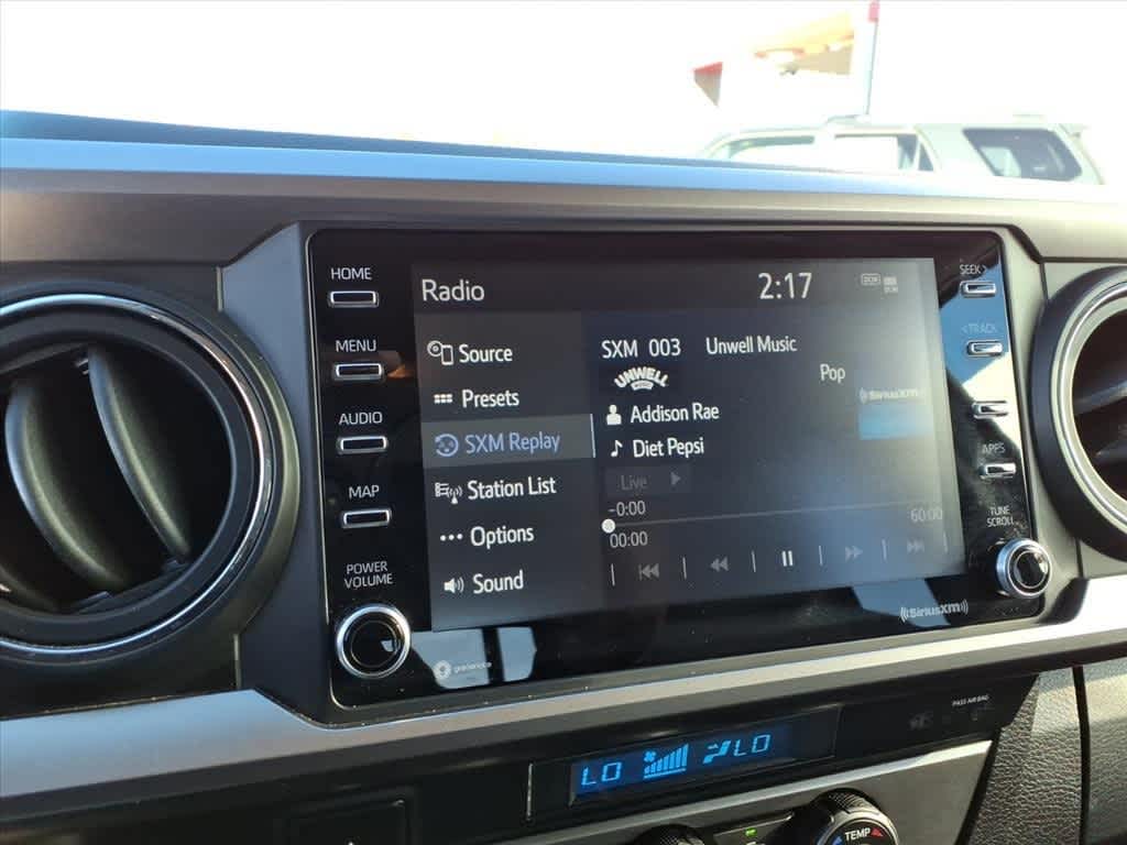 Thumbnail: 2022 Toyota Tacoma - 19