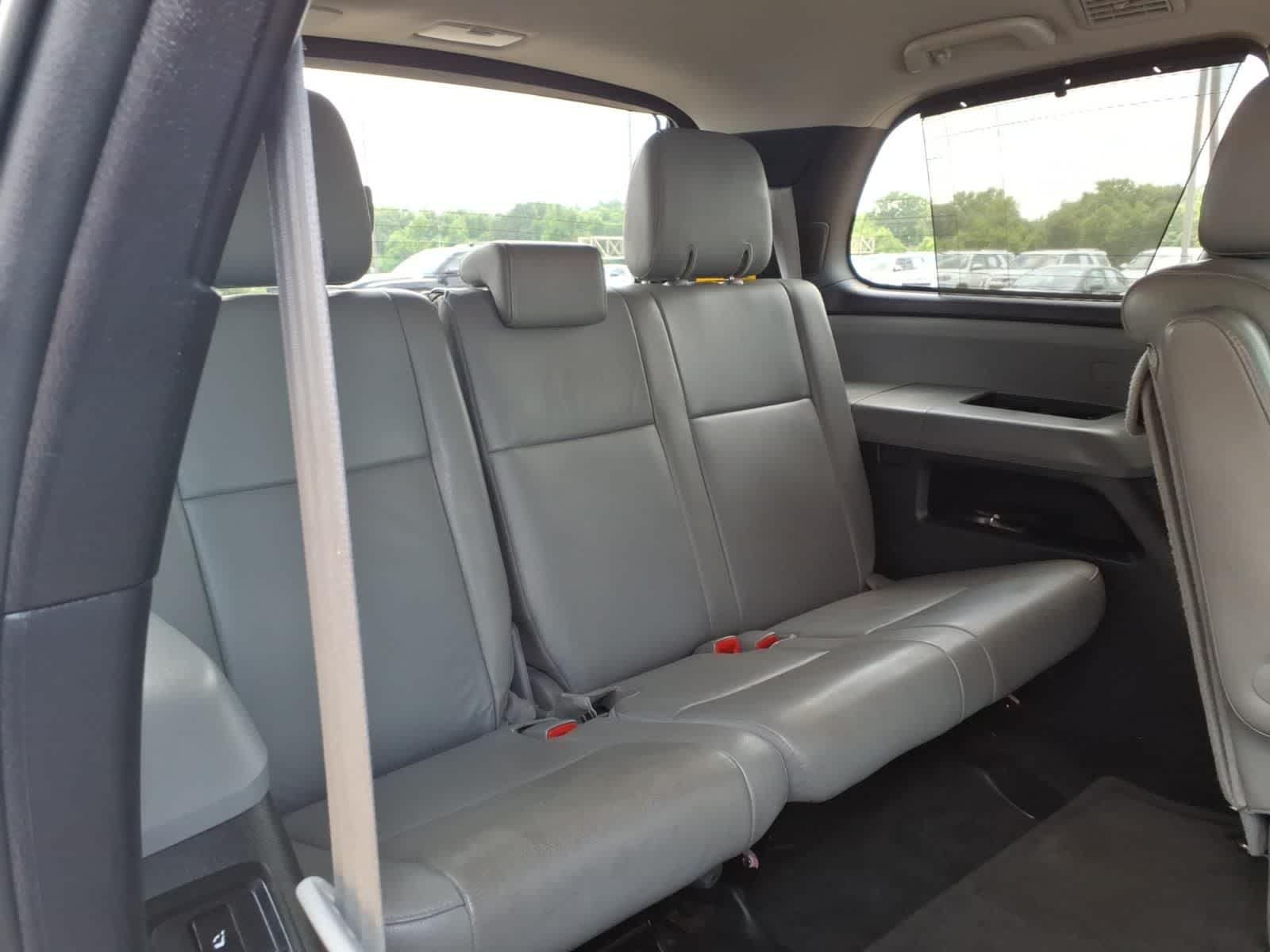 Thumbnail: 2014 Toyota Sequoia - 29