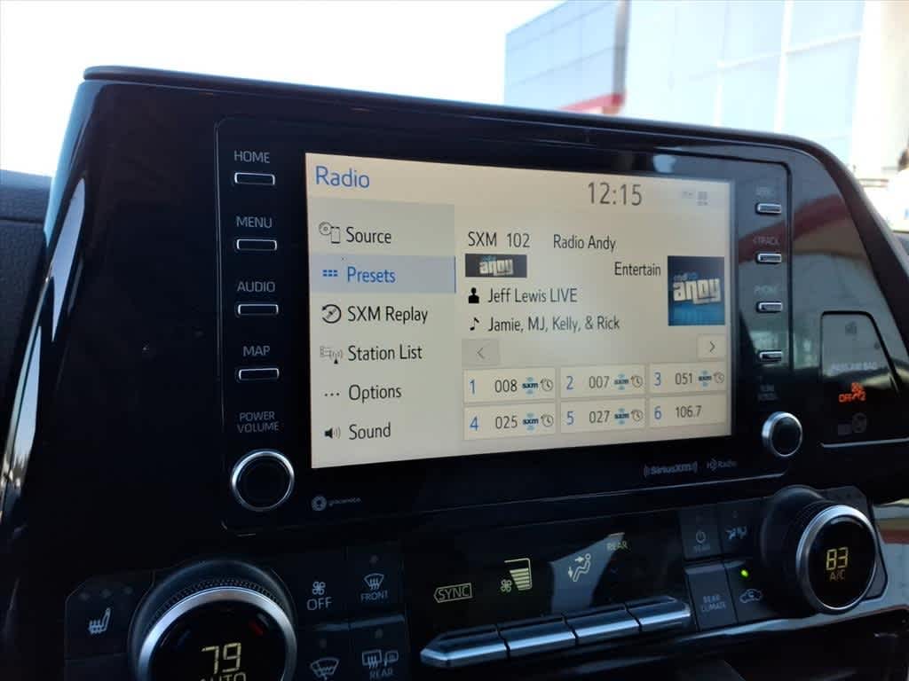 Thumbnail: 2021 Toyota Highlander - 19