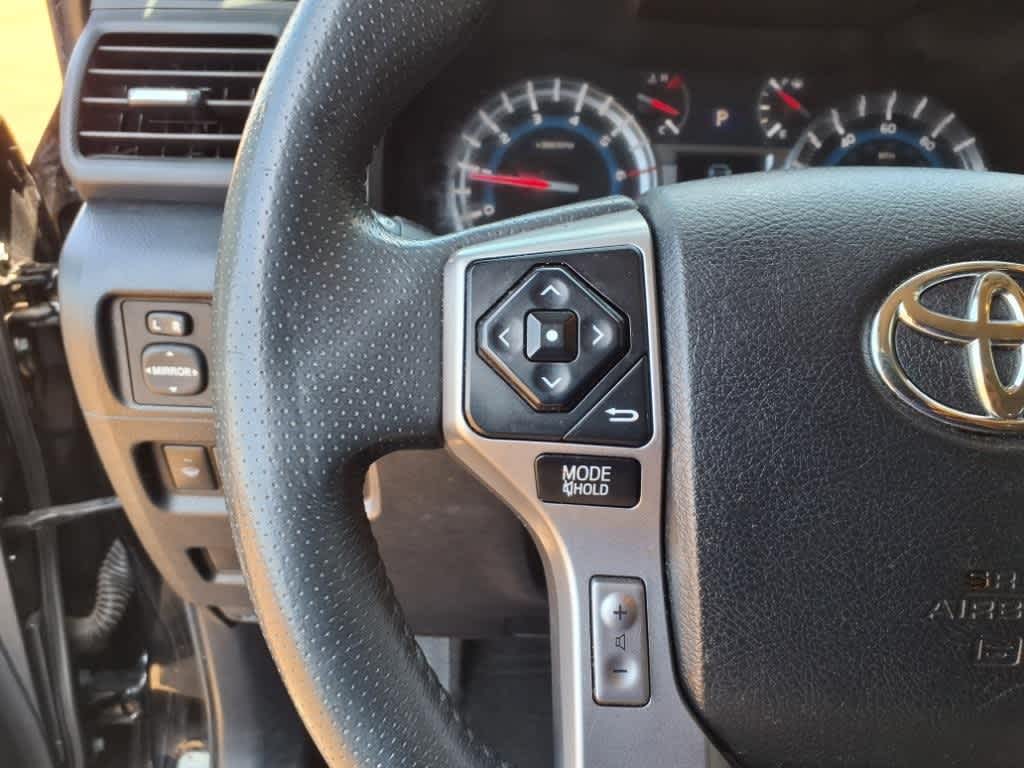 Thumbnail: 2019 Toyota 4Runner - 15